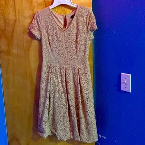 I’m selling this dress. I have worn it a couple times. It’s gently used